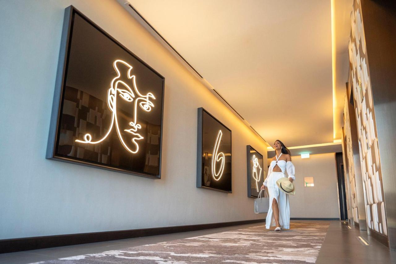 Hyatt Centric Jumeirah Dubai Exterior photo The hotel's interior