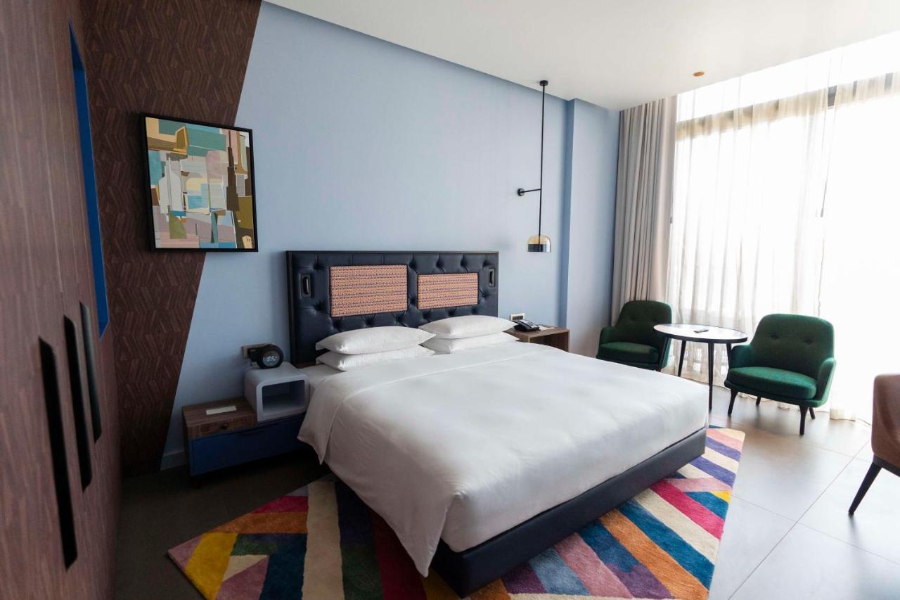 Hyatt Centric Jumeirah Dubai Exterior photo A bedroom at the hotel